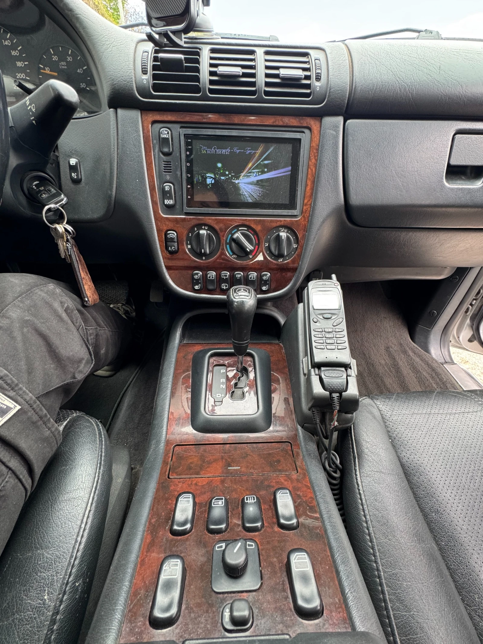Mercedes-Benz ML 270 CDI, снимка 10 - Автомобили и джипове - 54399339