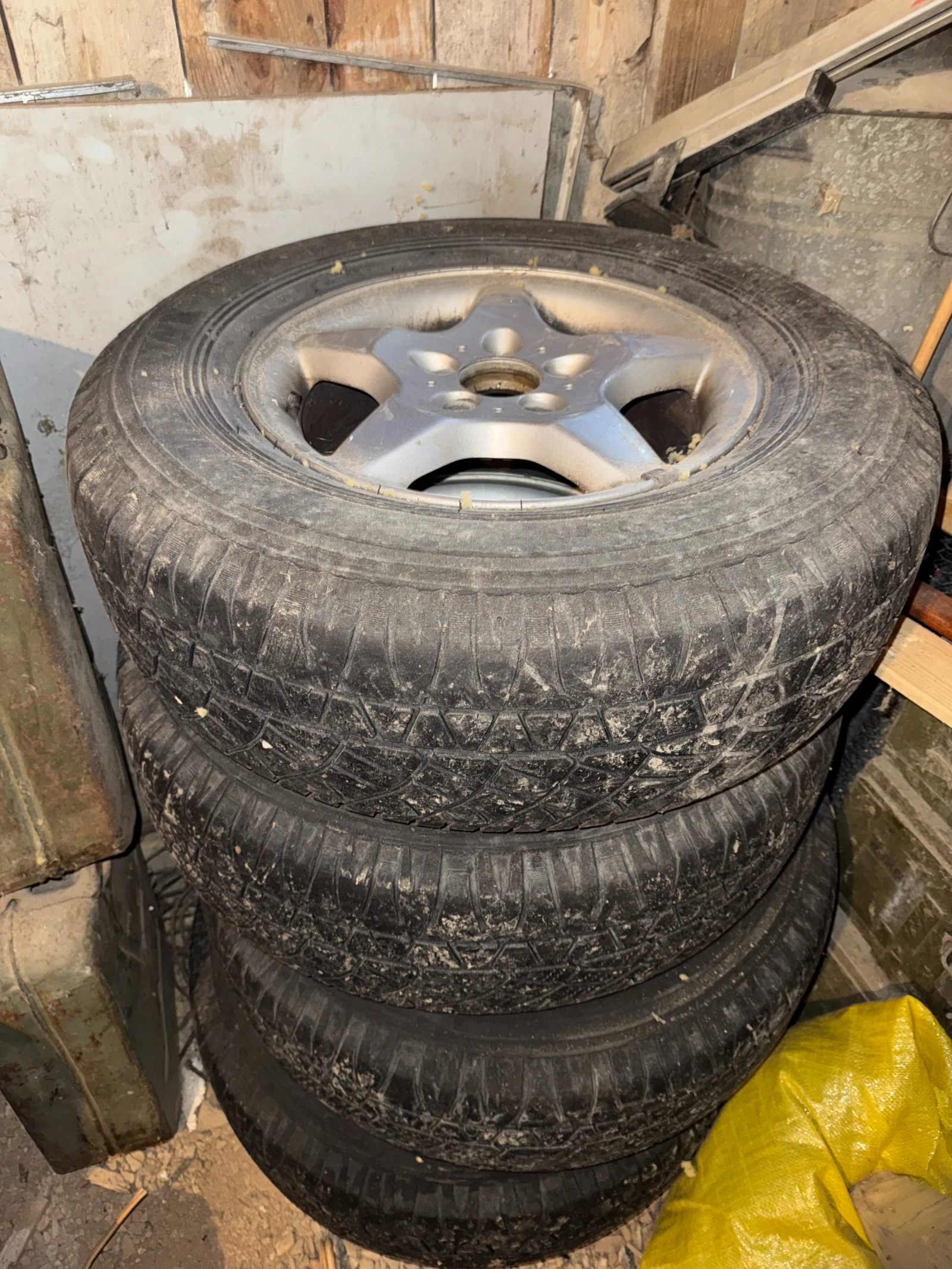 Mercedes-Benz ML 270 CDI, снимка 17 - Автомобили и джипове - 54399339