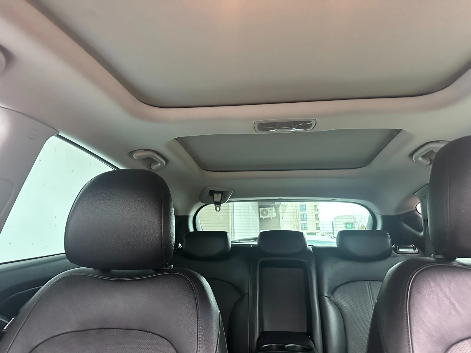 Hyundai IX35 CRDI, снимка 4 - Автомобили и джипове - 54694992