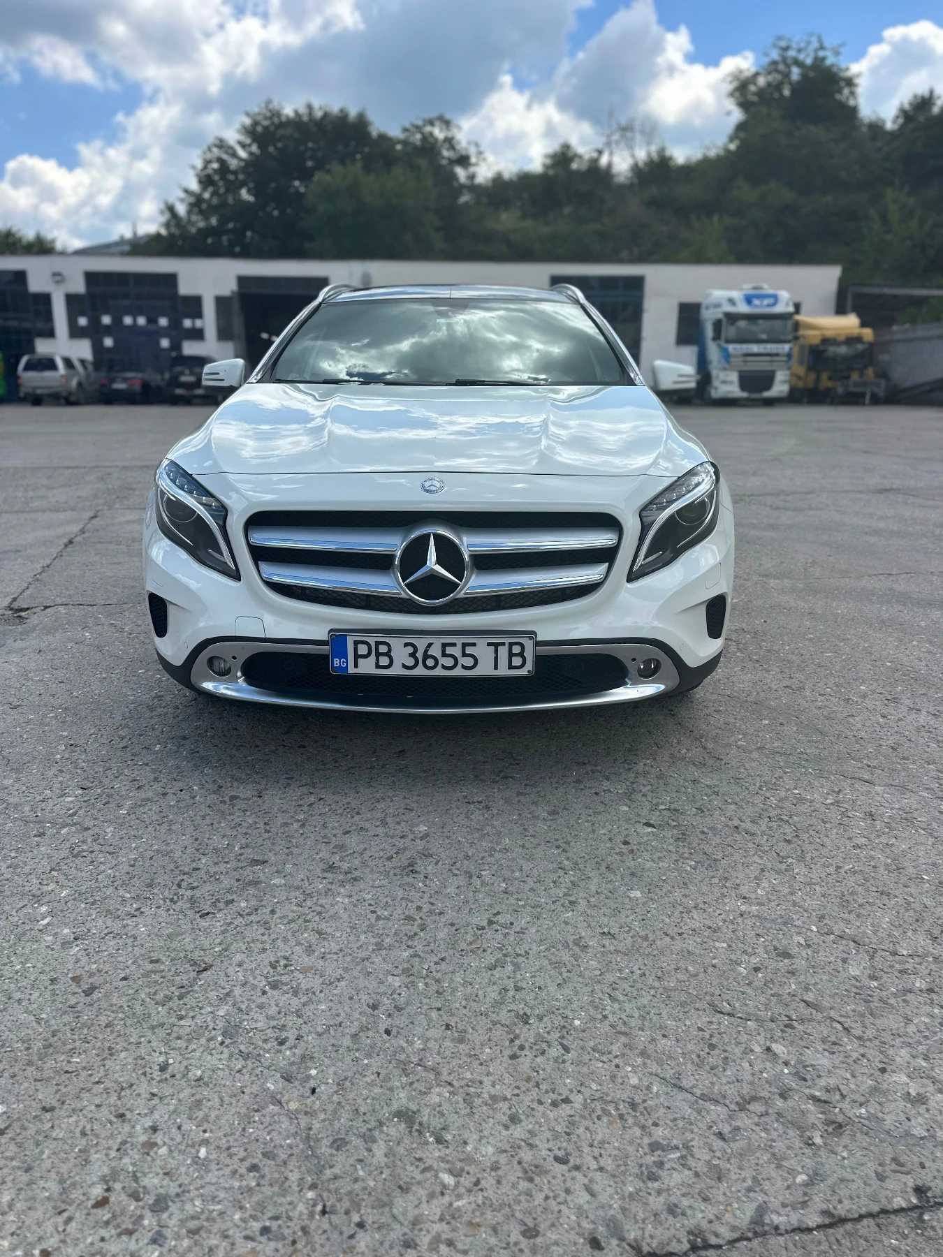 Mercedes-Benz GLA 220