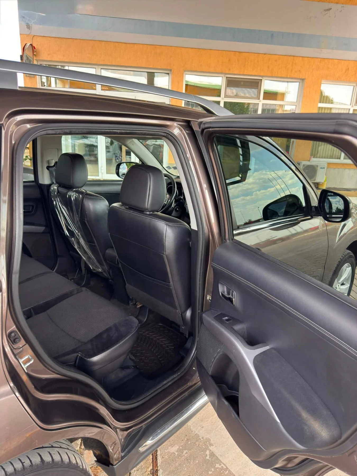 Mitsubishi Outlander, снимка 3 - Автомобили и джипове - 55432016