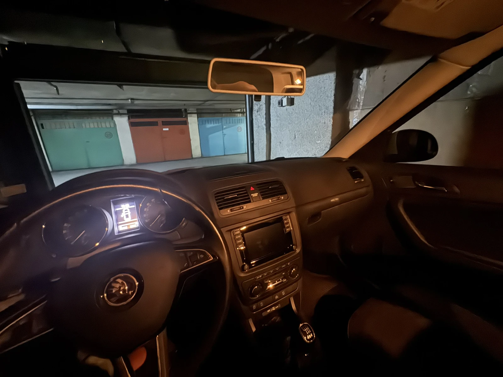 Skoda Yeti Style, снимка 9 - Автомобили и джипове - 55770757