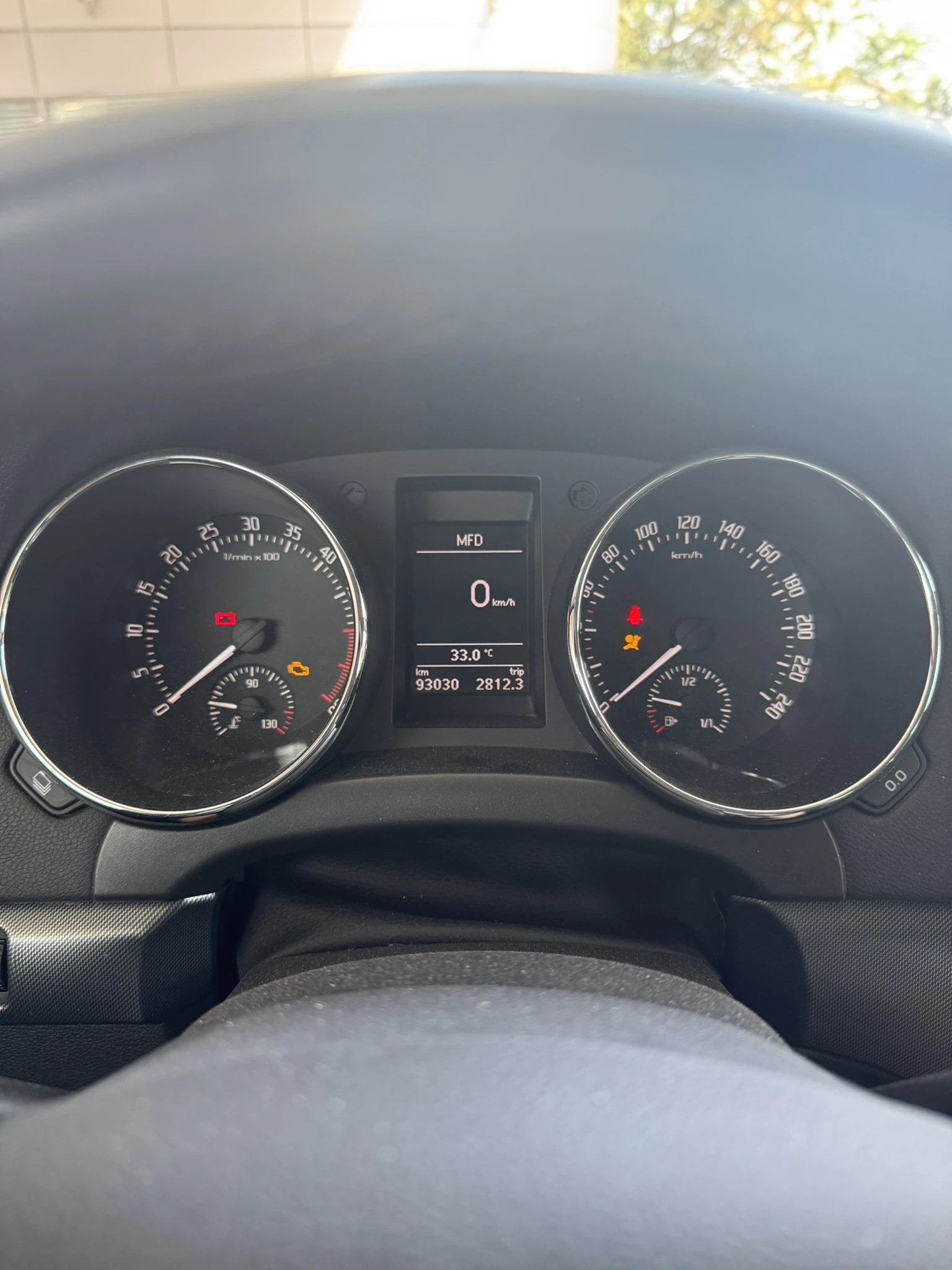 Skoda Yeti Style, снимка 10 - Автомобили и джипове - 55770757