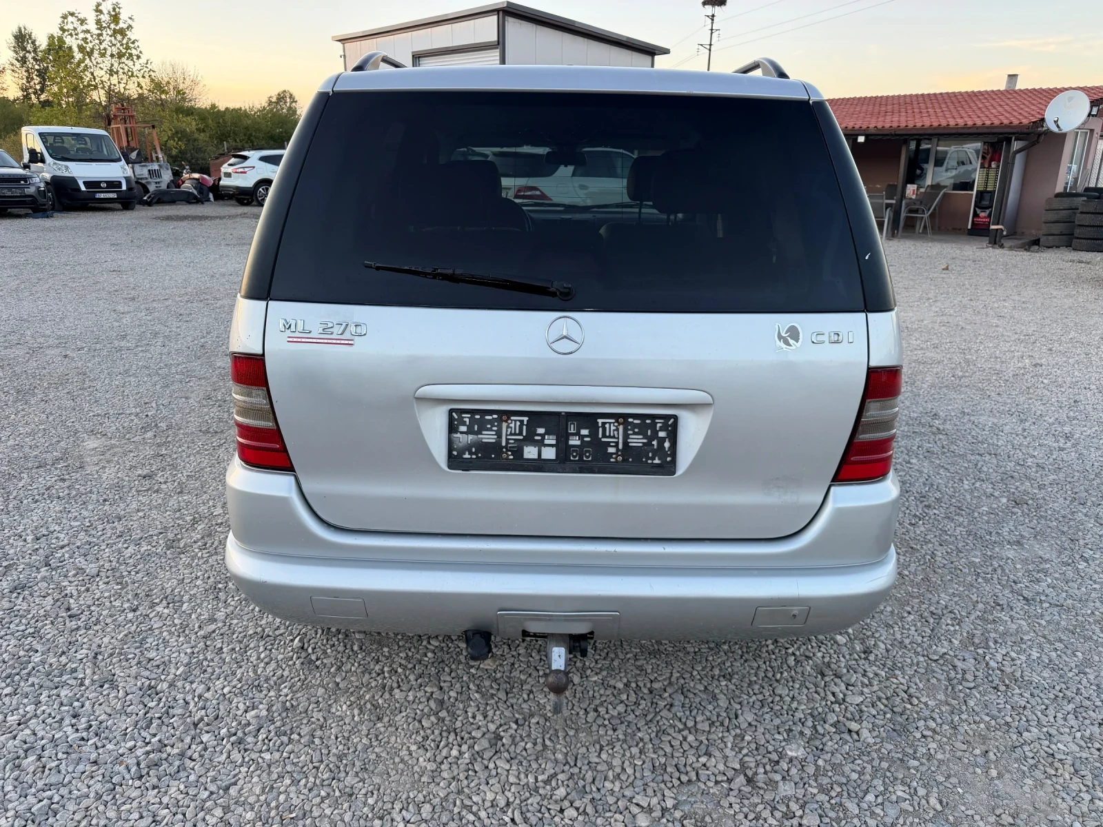 Mercedes-Benz ML 270 2.7CDI-163PS-АВТОМАТ-ТЕГЛИЧ, снимка 6 - Автомобили и джипове - 56219083