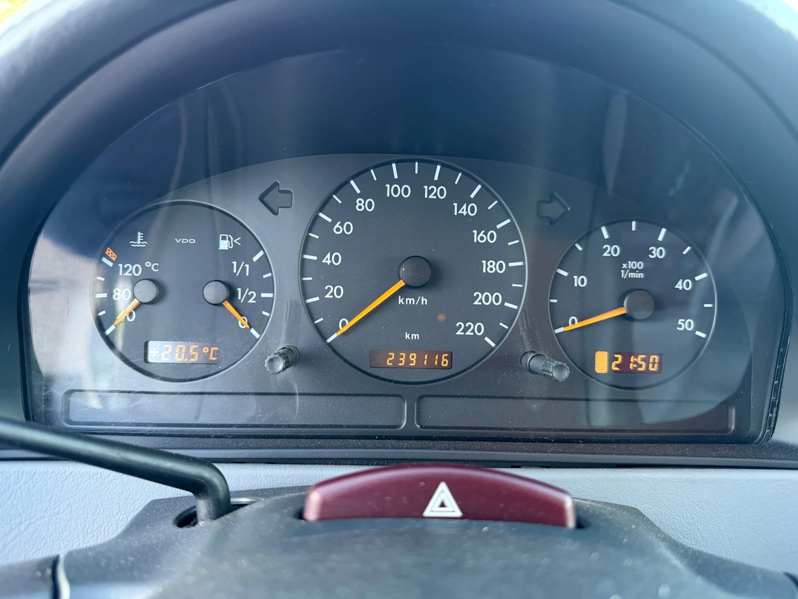 Mercedes-Benz ML 270 2.7CDI-163PS-АВТОМАТ-ТЕГЛИЧ, снимка 14 - Автомобили и джипове - 56219083