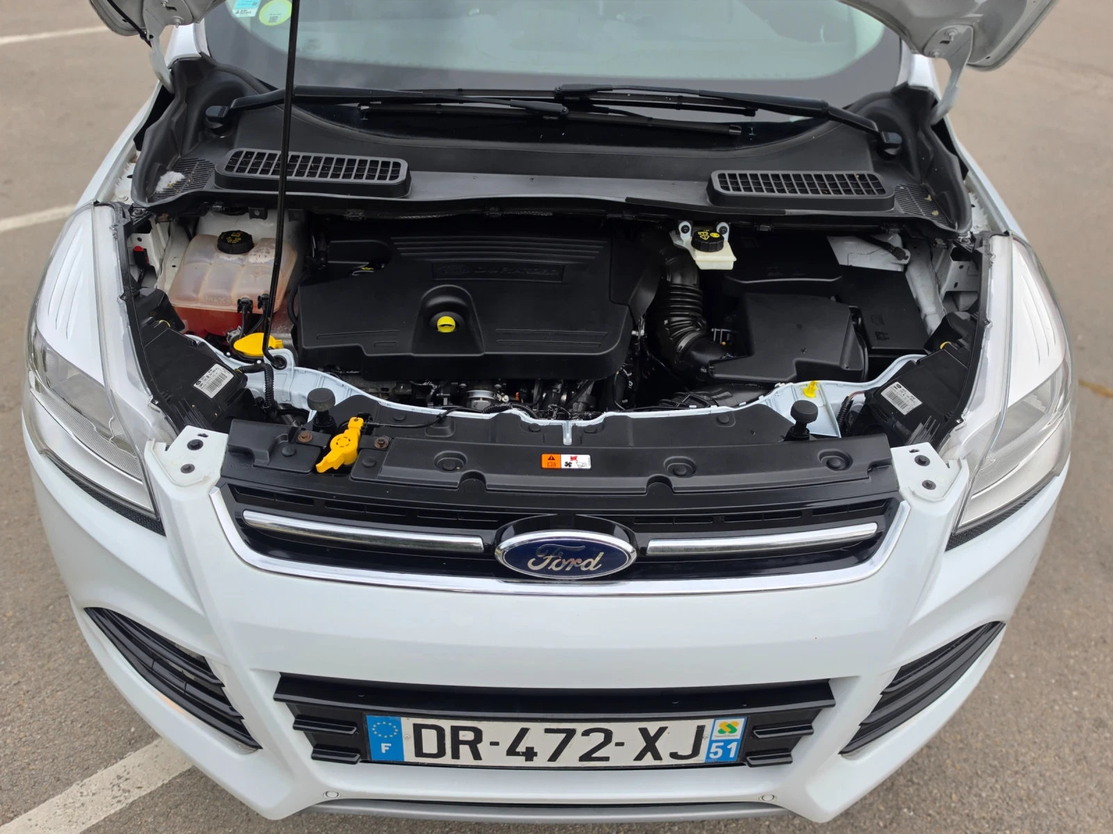 Ford Kuga 2.0HDI * EURO6 * КЛИМАТРОНИК * КАМЕРА * ЛИЗИНГ, снимка 8 - Автомобили и джипове - 56274684