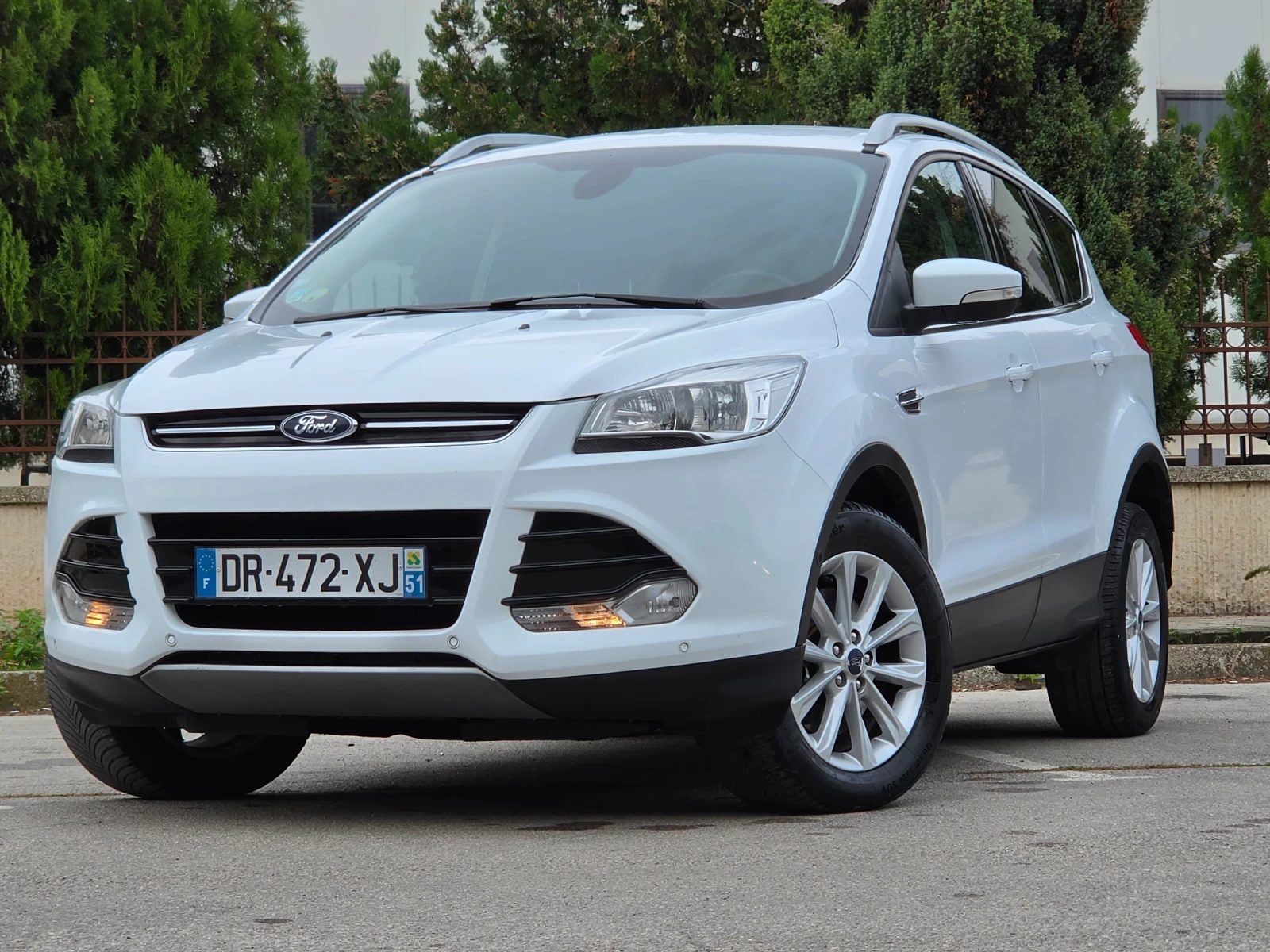 Ford Kuga 2.0HDI * EURO6 * КЛИМАТРОНИК * КАМЕРА * ЛИЗИНГ, снимка 2 - Автомобили и джипове - 56274684