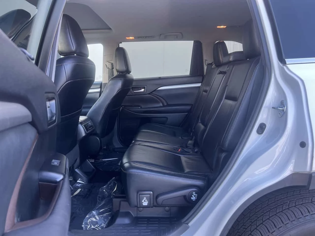 Toyota Highlander * 3.5 Hybrid AWD * CARFAX * 7 ����� * ���� �� �� * | Mobile.bg � ����������� 16