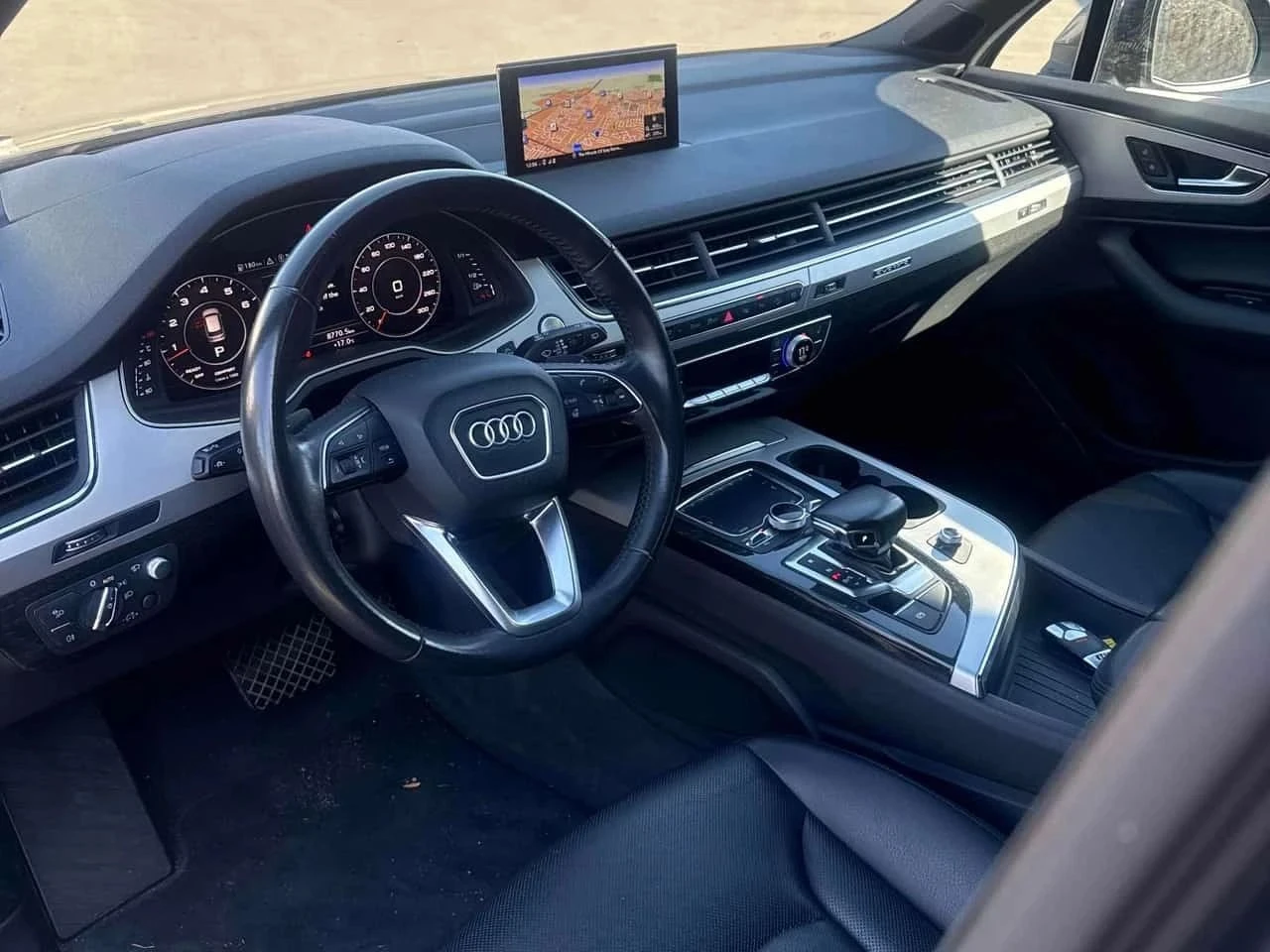 Audi Q7, снимка 6 - Автомобили и джипове - 56732238
