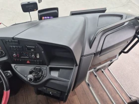 Mercedes-Benz Tourismo 15 RHD, снимка 2