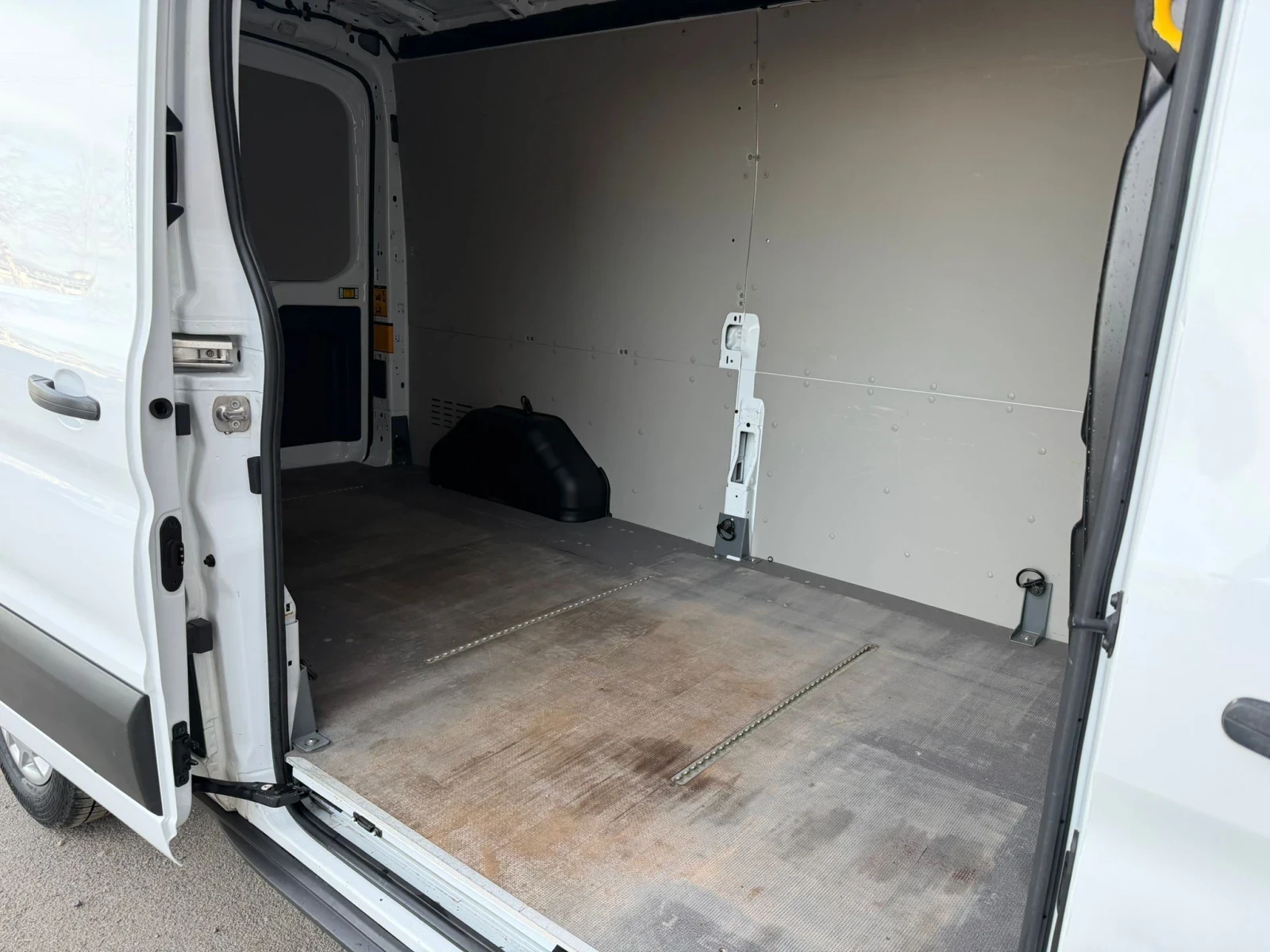 Ford Transit 2.0TDCI NAVI KAMERA 6-СКОРОСТИ EVRO 6D ЛИЗИНГ!!!, снимка 15 - Бусове и автобуси - 53784901