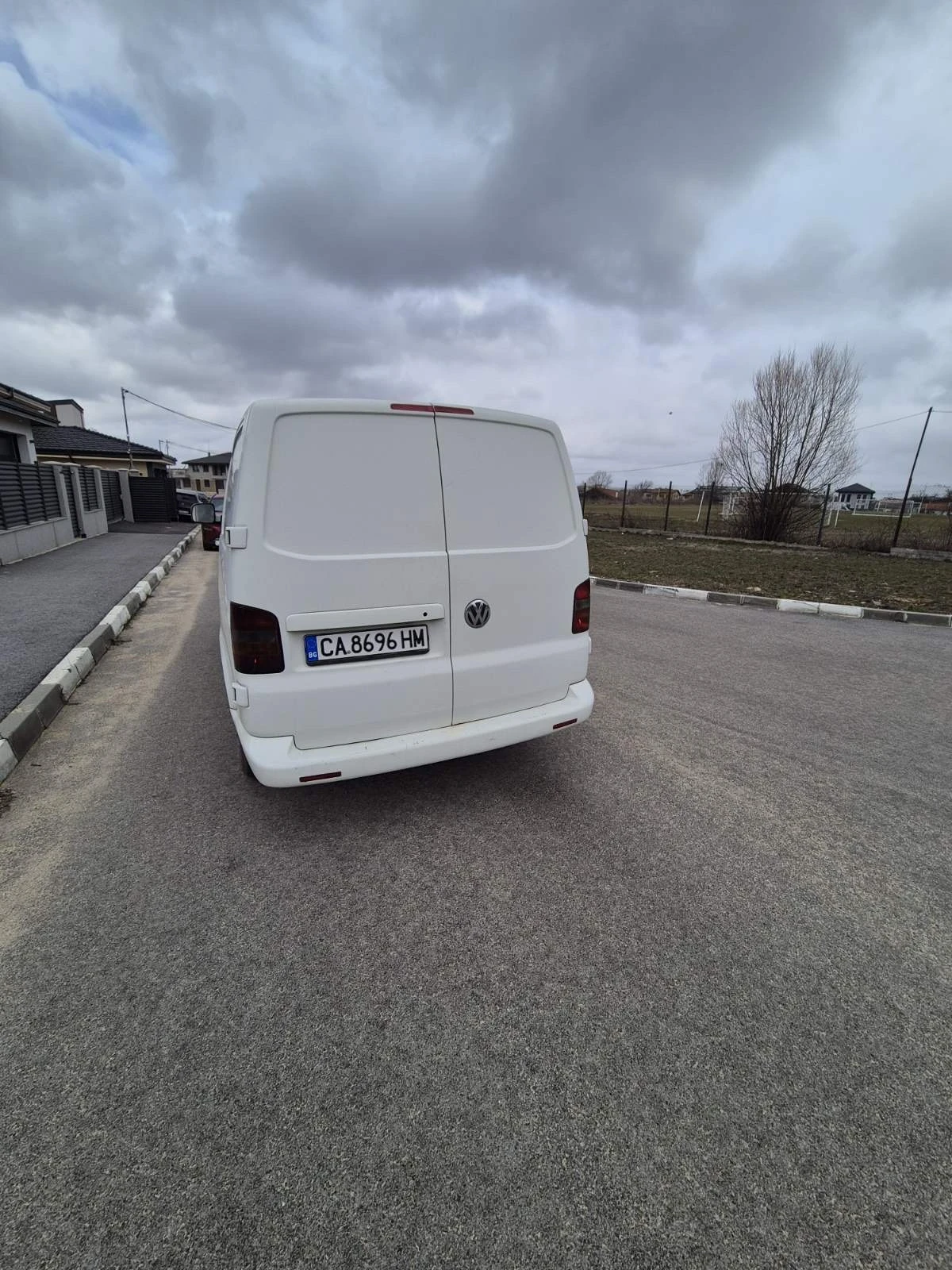 VW T5 1.9 TDI, снимка 5 - Бусове и автобуси - 53934307