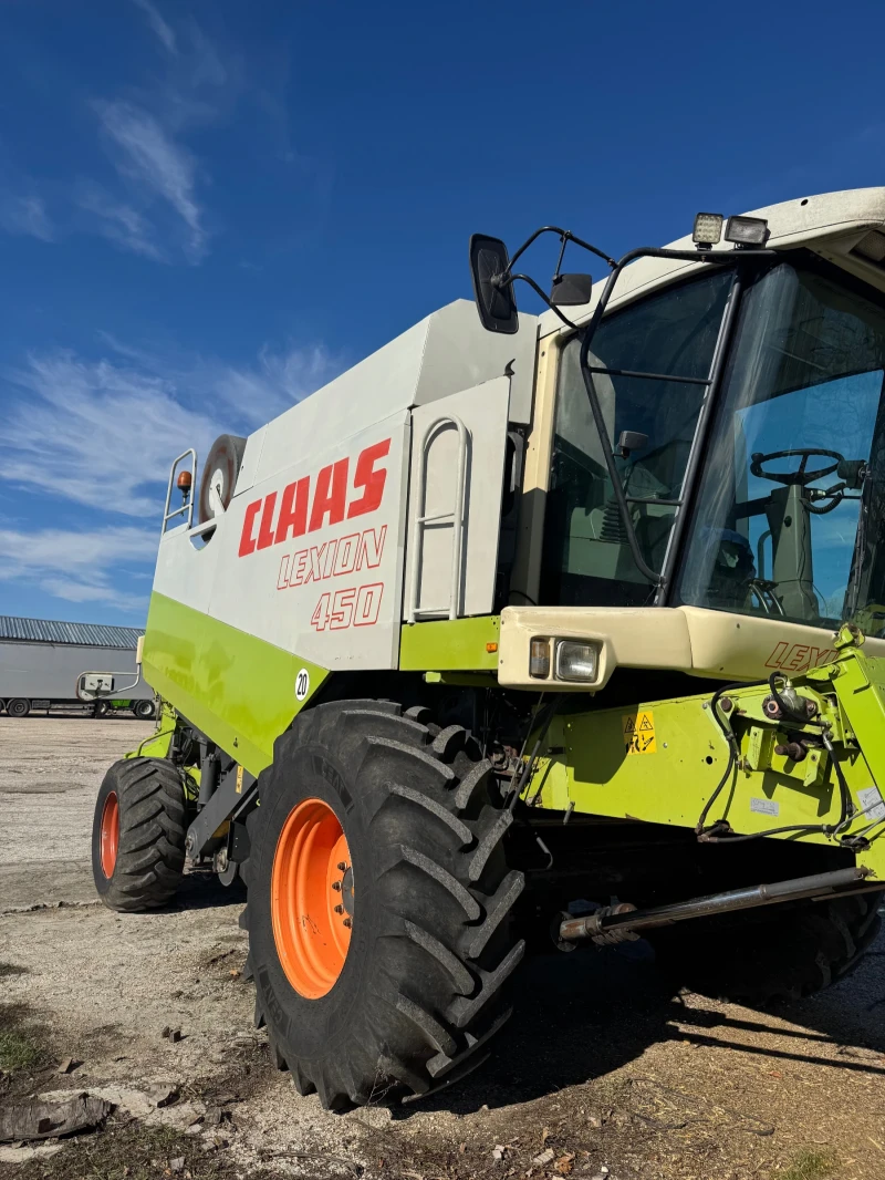 Комбайн Claas Lexion 450, снимка 2 - Селскостопанска техника - 49402677