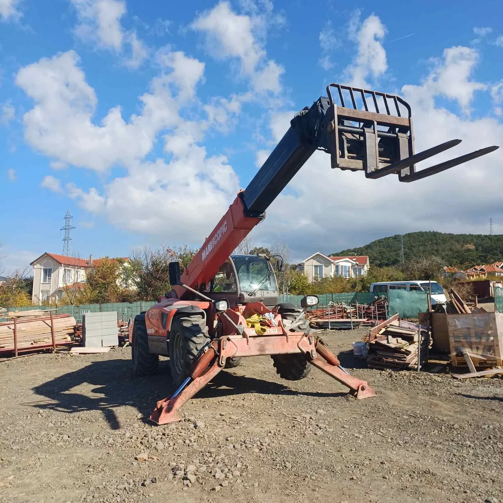 Телескопични товарачи Manitou, снимка 9 - Индустриална техника - 56309691