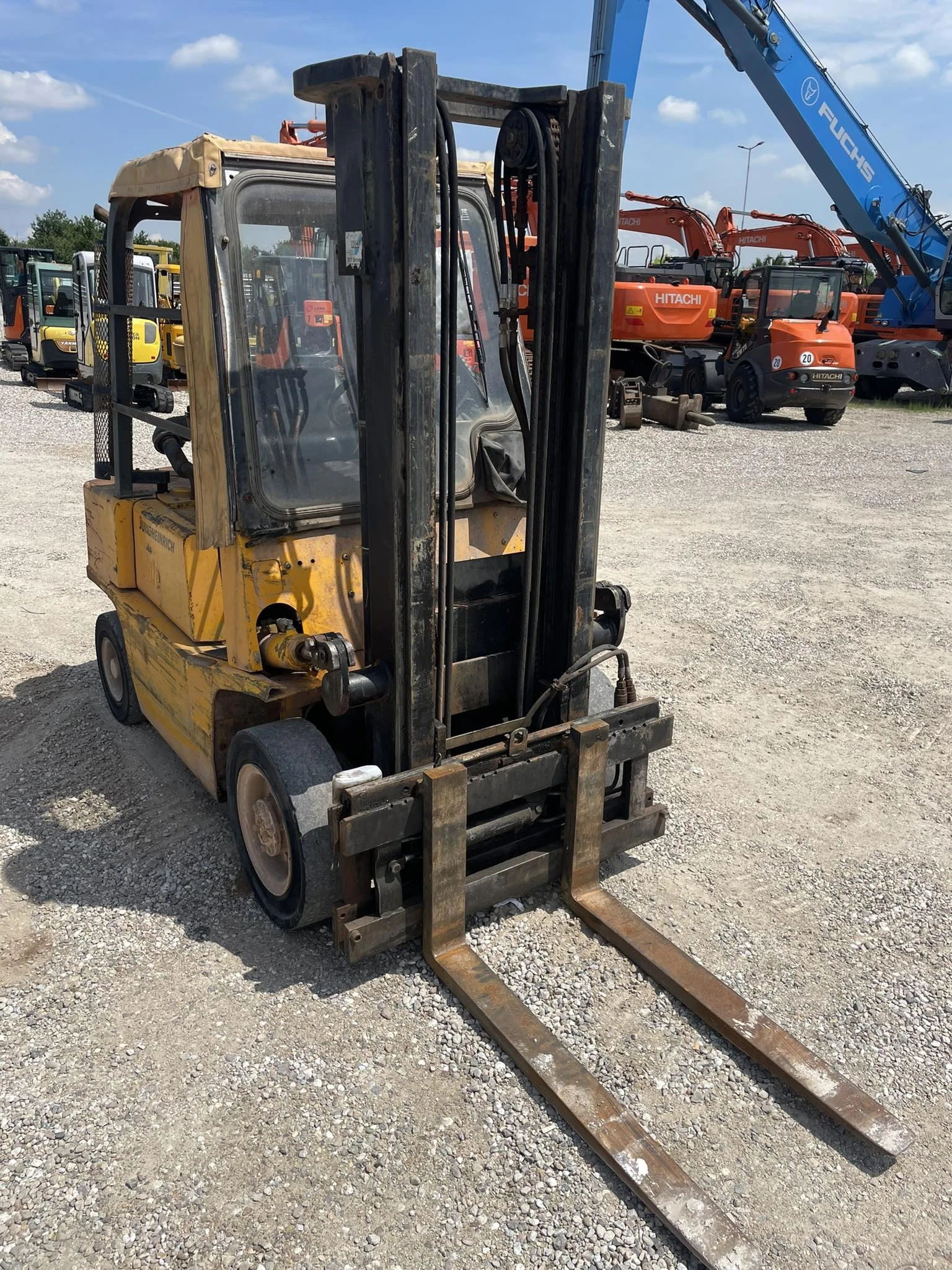  Yale DFG  | Mobile.bg   9