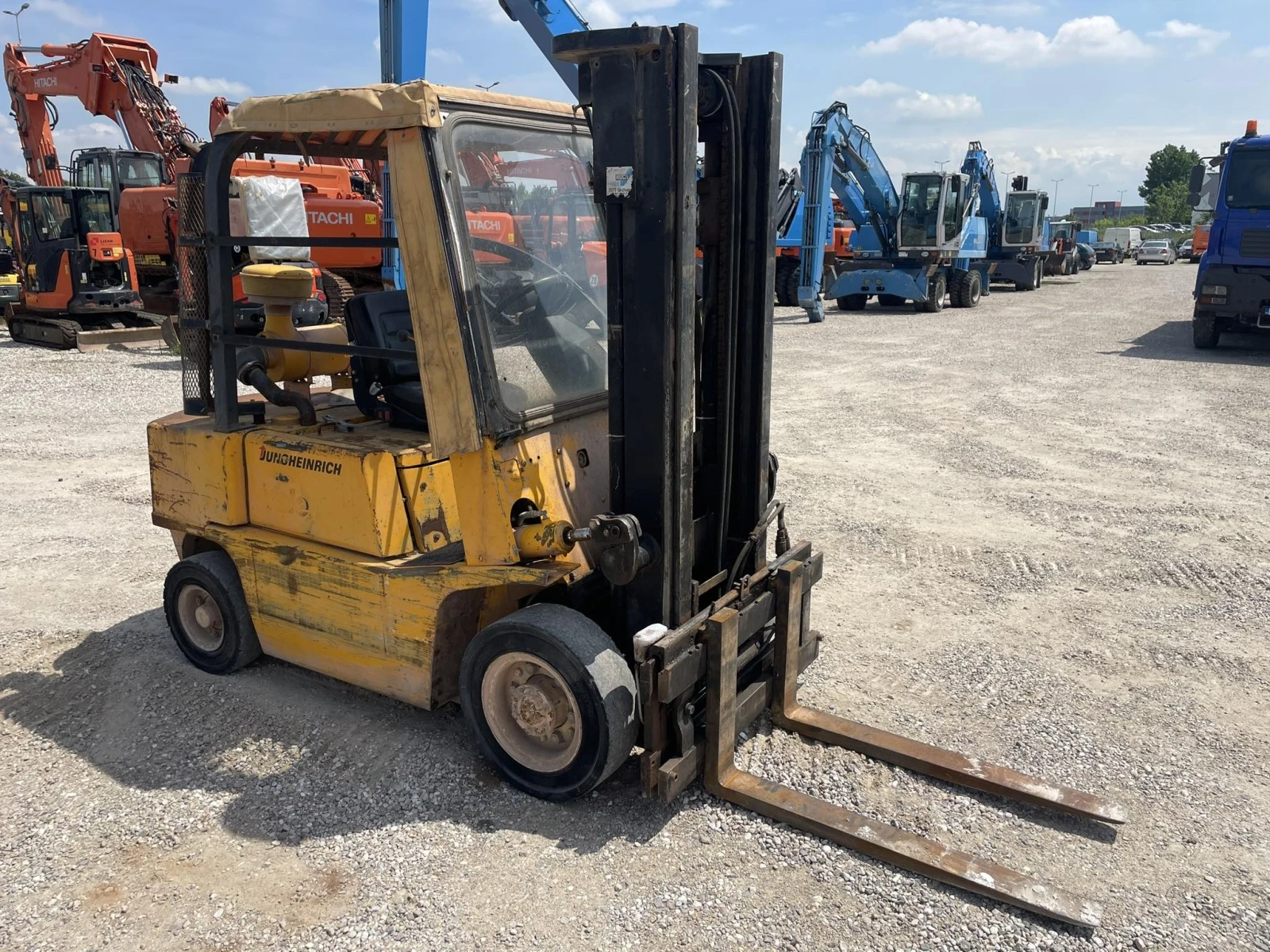  Yale DFG  | Mobile.bg   14