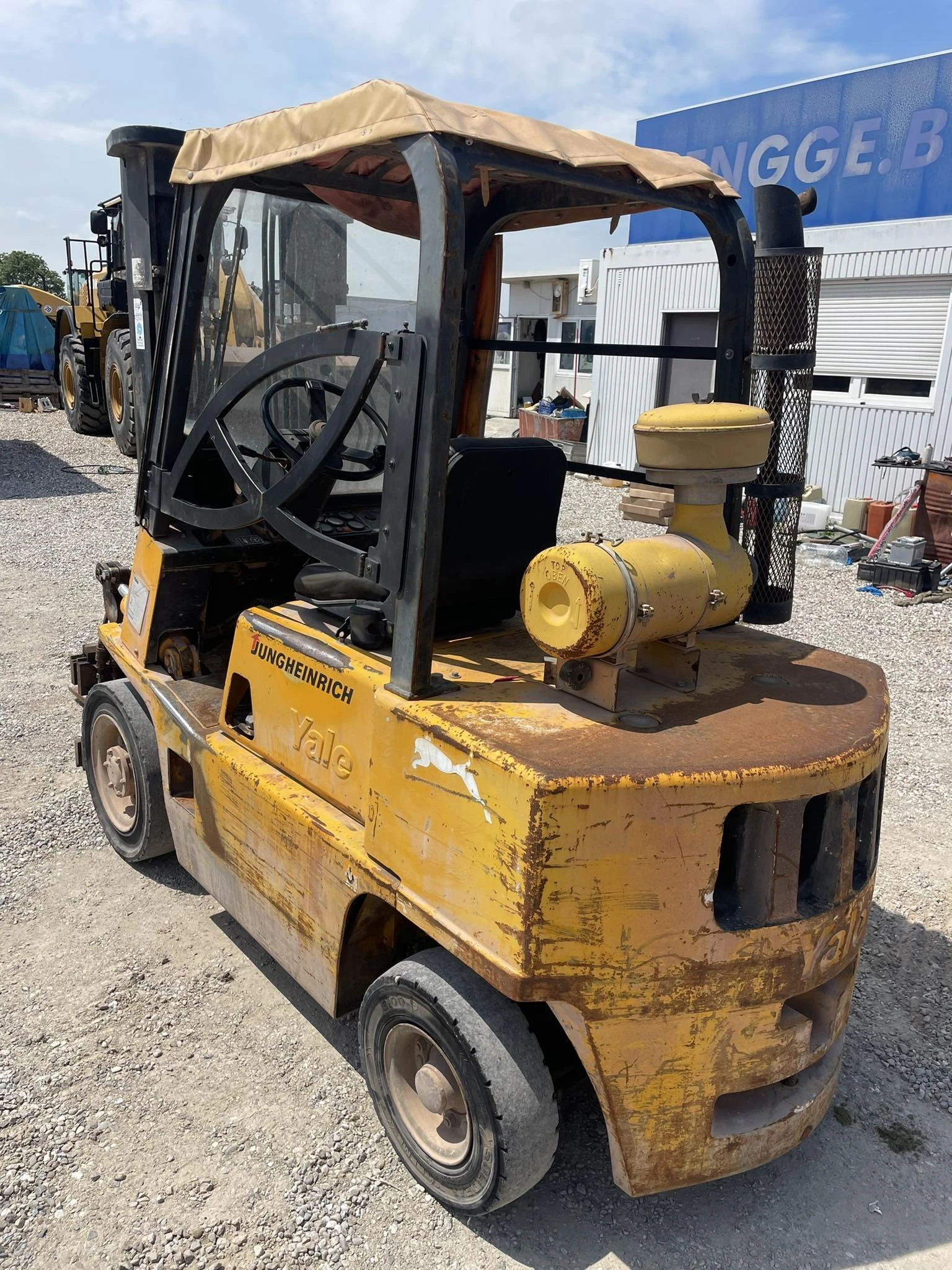  Yale DFG  | Mobile.bg   5