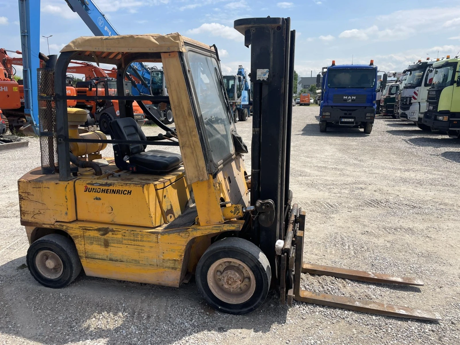  Yale DFG  | Mobile.bg   10