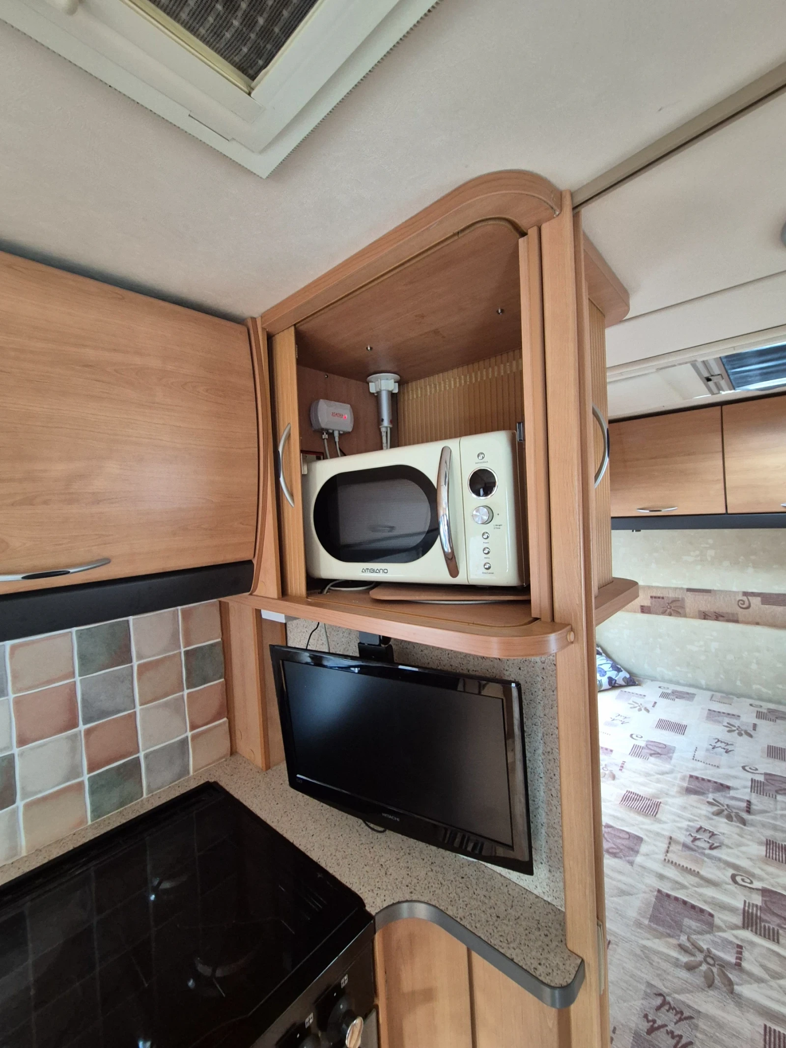 Каравана Други Ace Jubilee - изображение 10