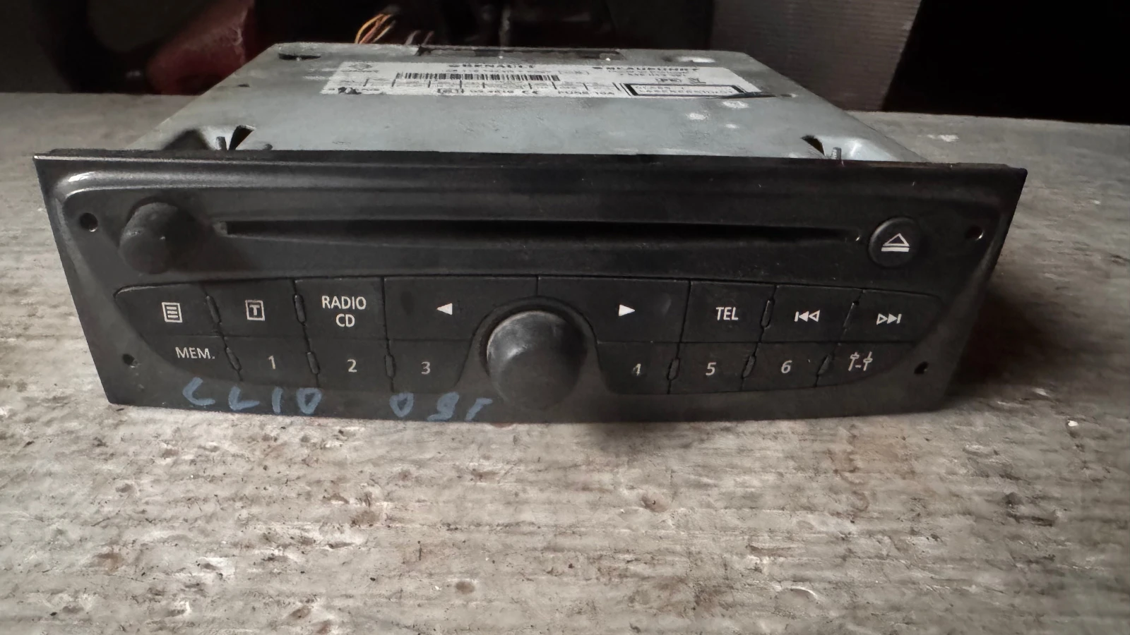   / GPS     Renault Clio 2009 - 7648043391 / 281157453R | Mobile.bg   1