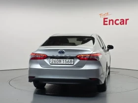 Toyota Camry 2.5 LE HYBRID, снимка 4