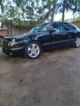 Mercedes-Benz E 270 AVANTGARDE , снимка 3