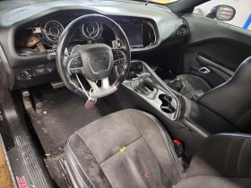 Dodge Challenger SRT* 6.4* V8* 8ZF* ПОДГРЕВ* КАМЕРА* КЕЙЛЕС* LANE*  - 17909 € / 35026.96 лв. - 57107801 7