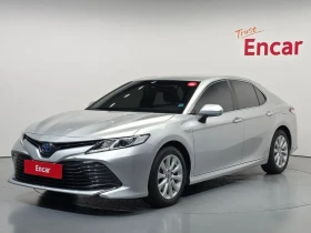 Toyota Camry 2.5 LE HYBRID