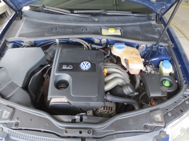VW Passat 2.0I, снимка 14 - Автомобили и джипове - 45914090
