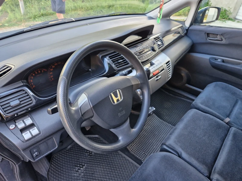 Honda Fr-v 1.7i, снимка 14 - Автомобили и джипове - 46863645