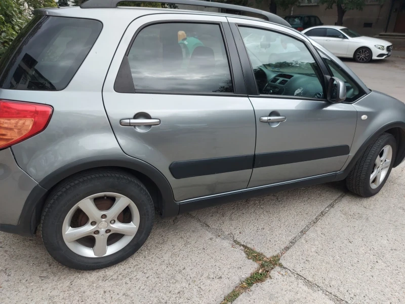 Suzuki SX4, снимка 5 - Автомобили и джипове - 47678279