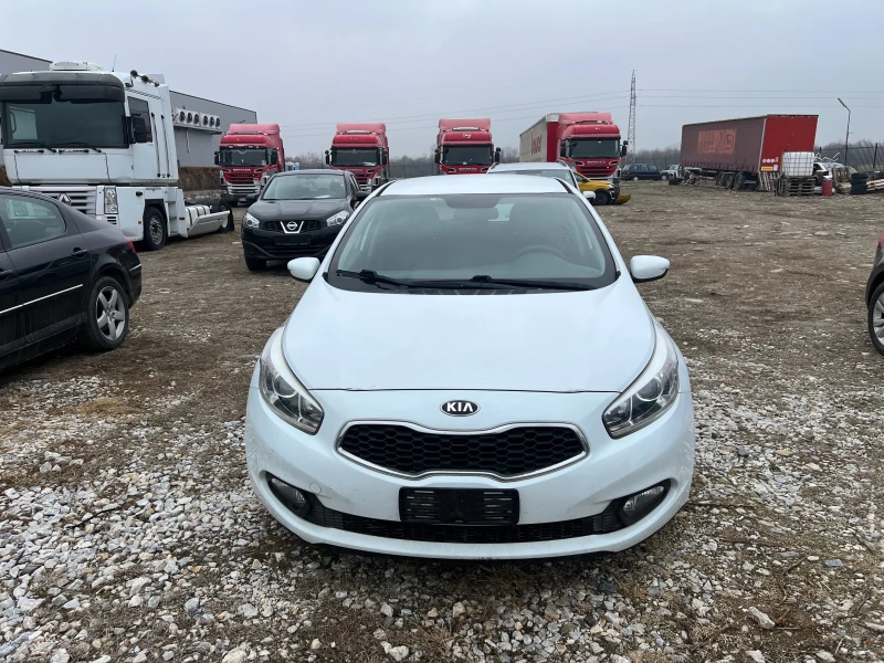 Kia Ceed 1.4  Газ.инж, снимка 2 - Автомобили и джипове - 49593600