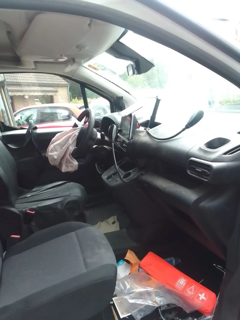 Citroen Berlingo Berlingo E, снимка 7 - Автомобили и джипове - 51111704