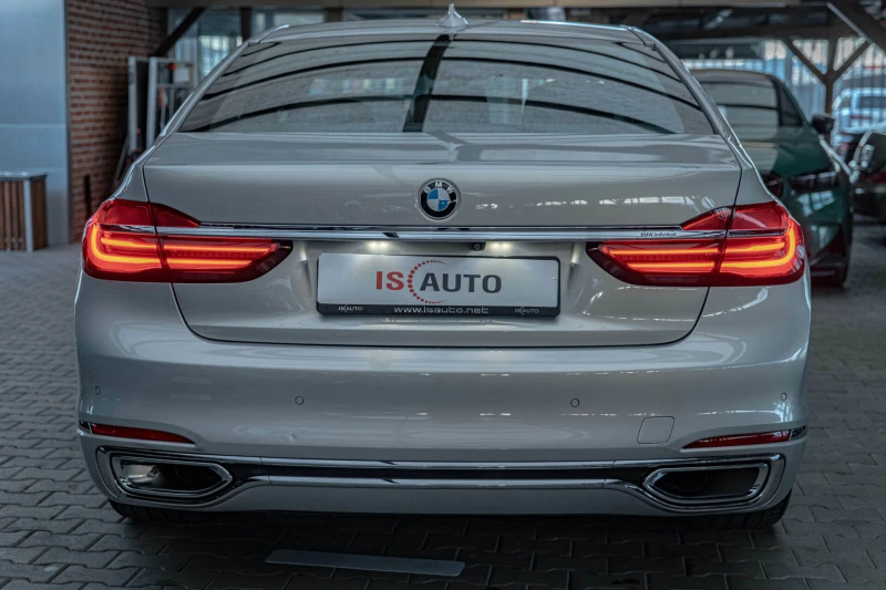 BMW 740 d/xDrive/Individual/Soft Close/Massage/Камера 360/, снимка 4 - Автомобили и джипове - 51781358