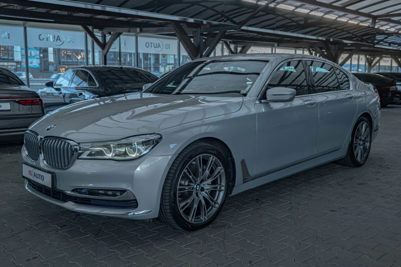 BMW 740 d/xDrive/Individual/Soft Close/Massage/Камера 360/, снимка 3 - Автомобили и джипове - 51781358
