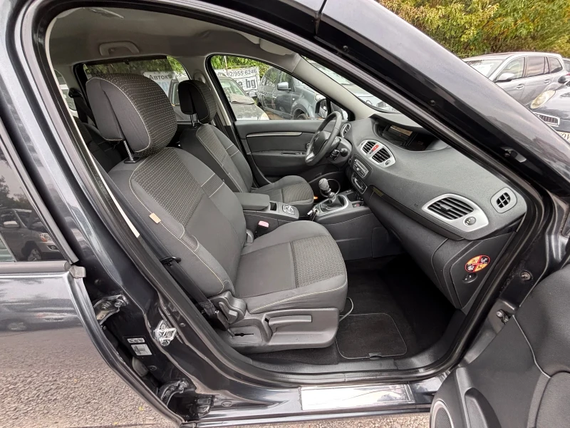 Renault Scenic 1.5DCI Xmod, снимка 8 - Автомобили и джипове - 51835577