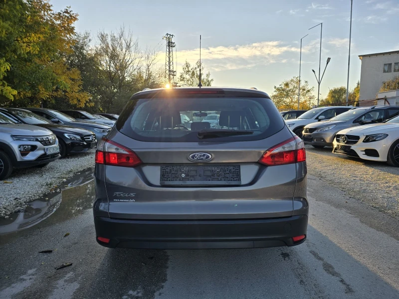 Ford Focus 1.6TDCi 115к.с 6 скорости, снимка 6 - Автомобили и джипове - 52223194