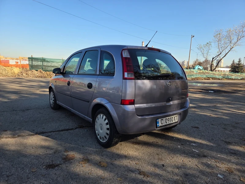 Opel Meriva 1.6 АВТОМАТИК, снимка 4 - Автомобили и джипове - 52417578