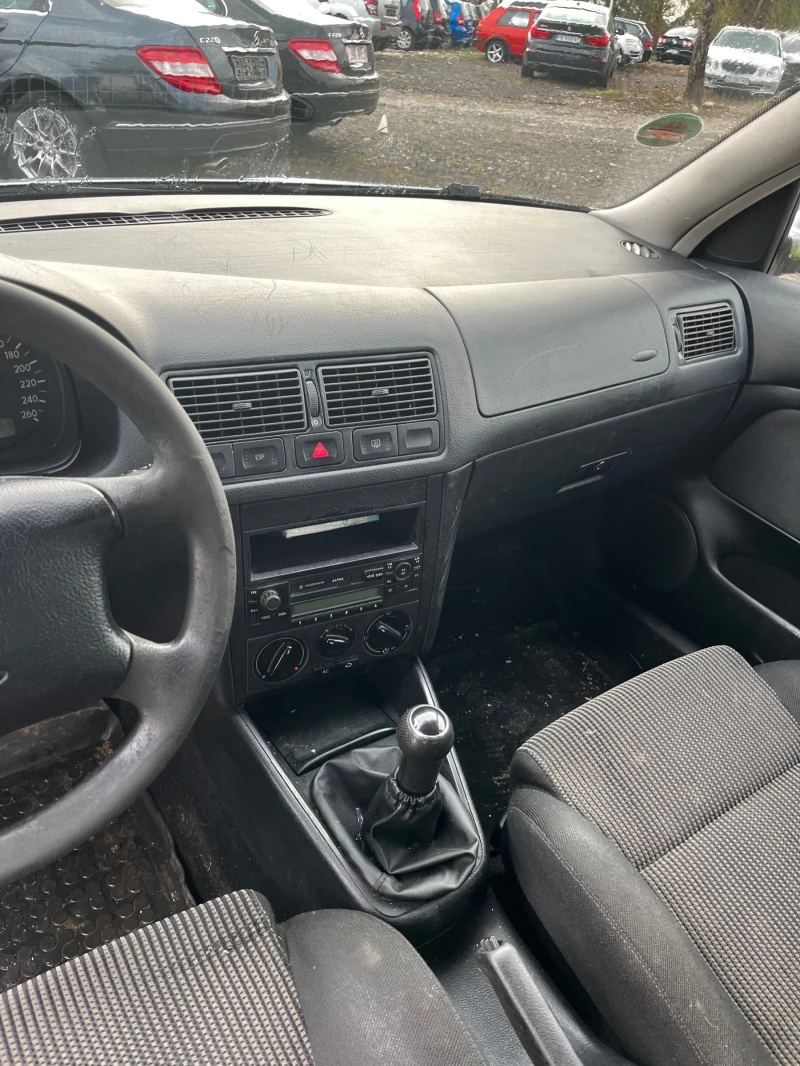 VW Golf 1.9TDI Ocean Edition, снимка 5 - Автомобили и джипове - 52692797