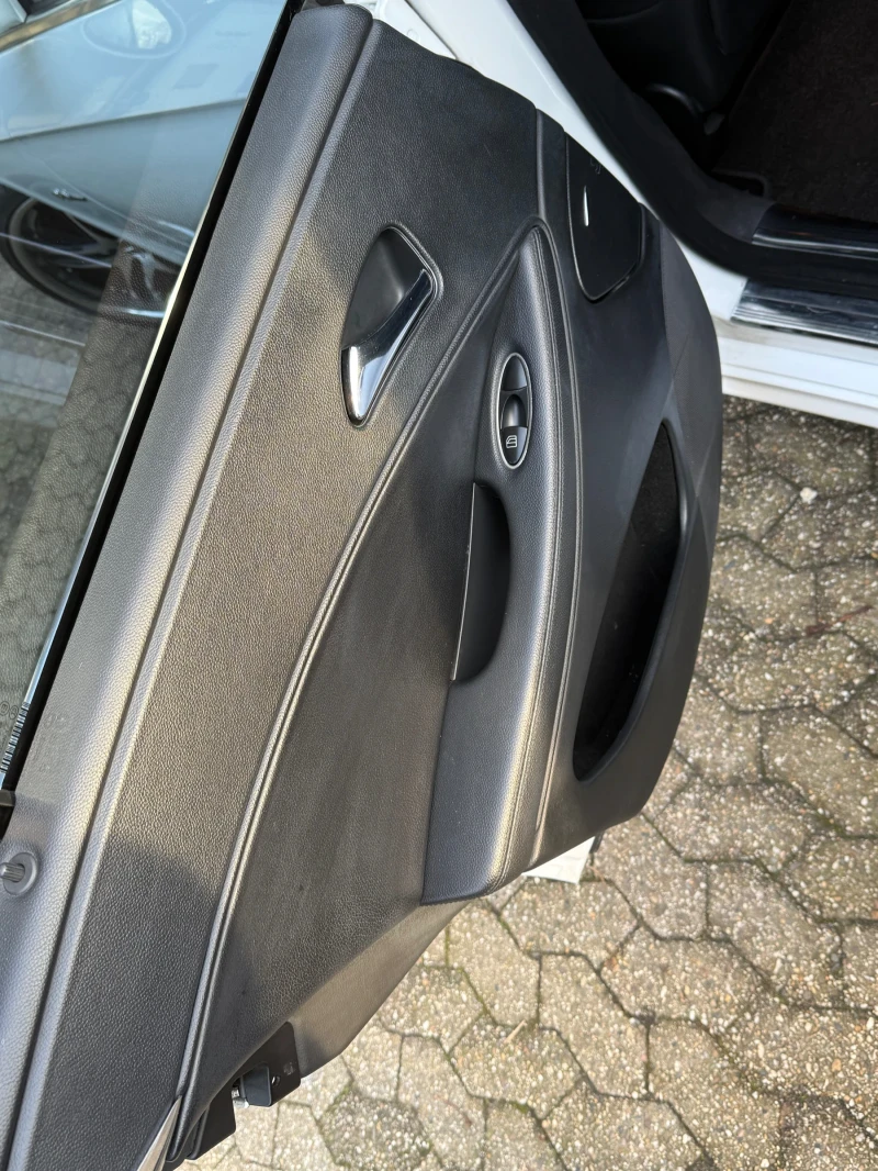 Mercedes-Benz CLS 500, снимка 10 - Автомобили и джипове - 53274231