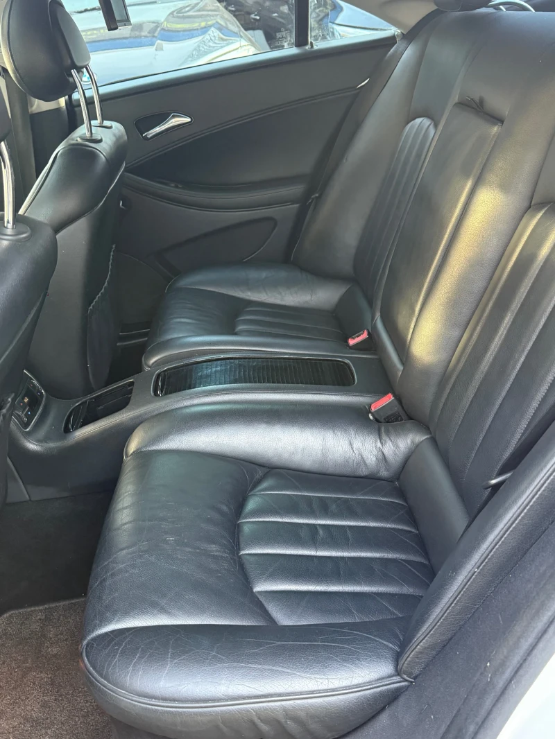 Mercedes-Benz CLS 500, снимка 11 - Автомобили и джипове - 53274231