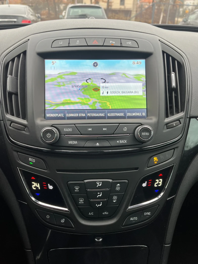 Opel Insignia, снимка 11 - Автомобили и джипове - 53294540