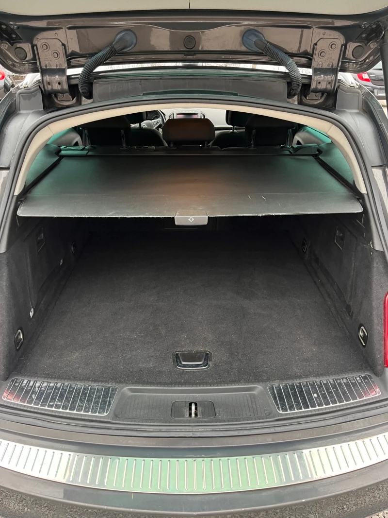 Opel Insignia, снимка 15 - Автомобили и джипове - 53294540