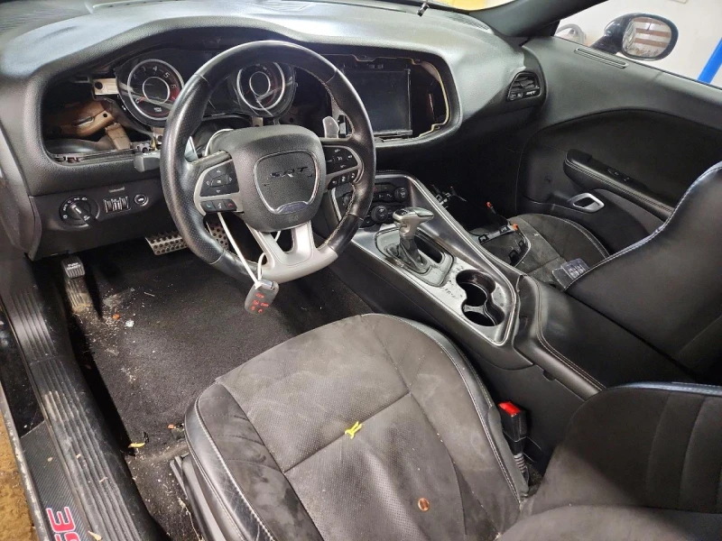 Dodge Challenger SRT* 6.4* V8* 8ZF* ПОДГРЕВ* КАМЕРА* КЕЙЛЕС* LANE* , снимка 7 - Автомобили и джипове - 53371364