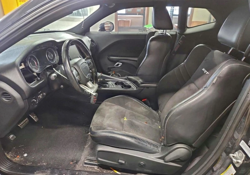 Dodge Challenger SRT* 6.4* V8* 8ZF* ПОДГРЕВ* КАМЕРА* КЕЙЛЕС* LANE* , снимка 9 - Автомобили и джипове - 53371364