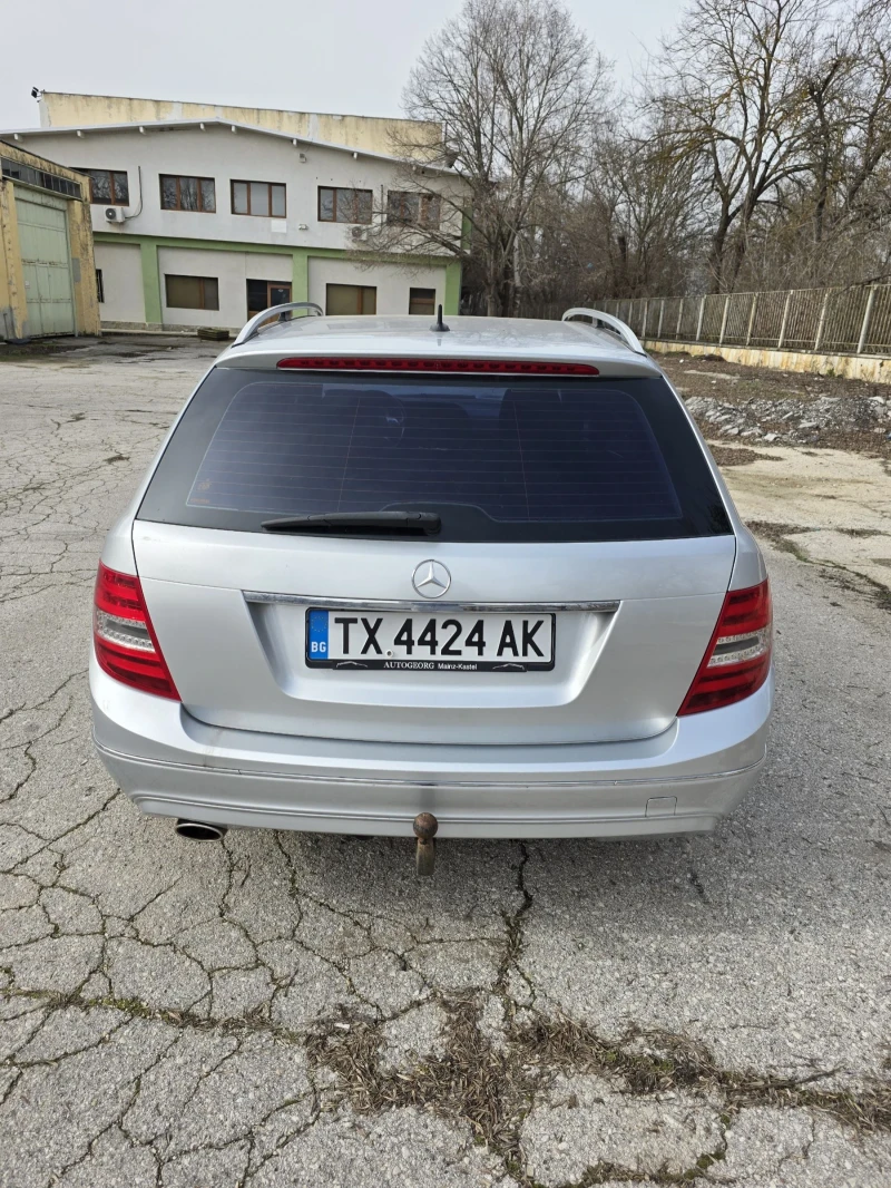 Mercedes-Benz C 220 C220, снимка 5 - Автомобили и джипове - 53484651