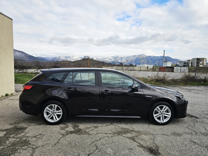 Toyota Corolla 1.8 HYBRID, снимка 8 - Автомобили и джипове - 53580350