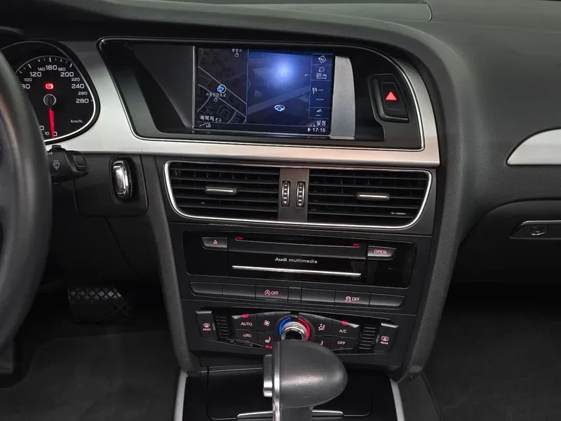 Audi A4 2.0 TDI Quattro - САМО 30% АВАНС, снимка 13 - Автомобили и джипове - 55738748