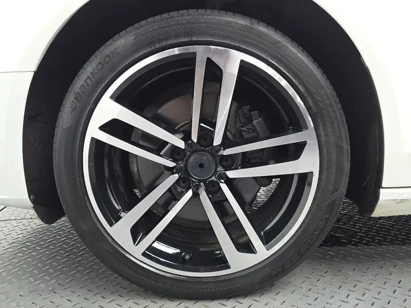Audi A4 2.0 TDI Quattro - САМО 30% АВАНС, снимка 4 - Автомобили и джипове - 55738748