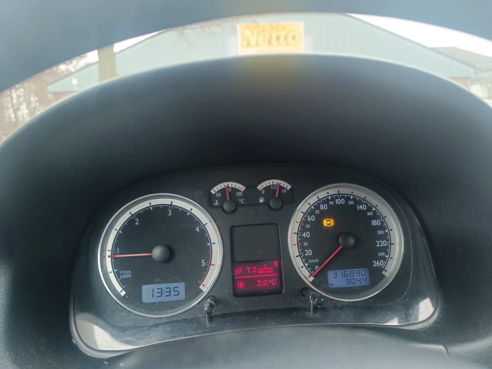 VW Golf 1.9 TDI 131кс - 6 скорости - изображение 8